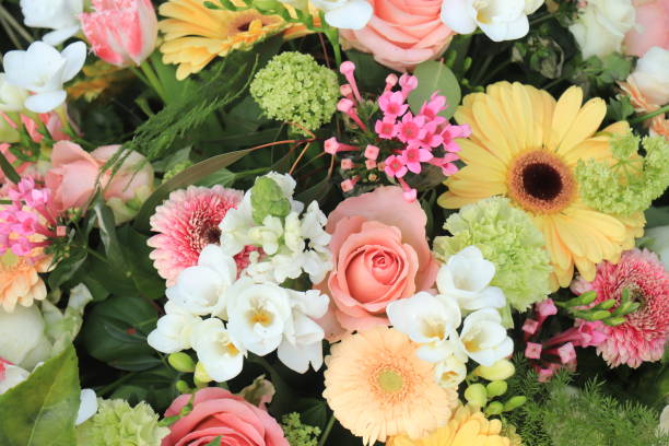 istock Yellow and pink wedding flowers 1145515562