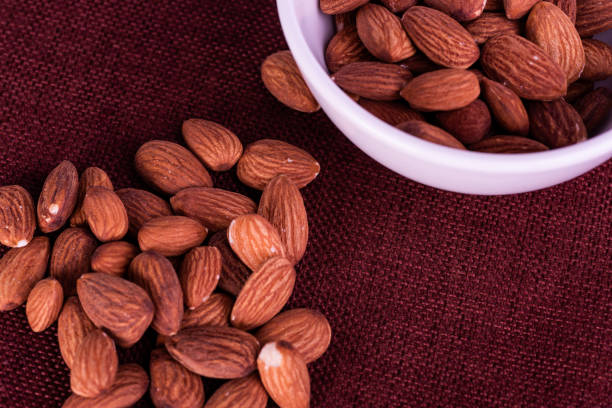 ALMOND NUT