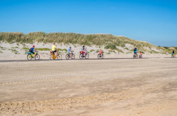 istock Bicycle path to the beach at the North Sea 1145617081