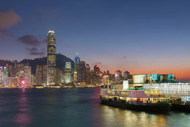 victoria harbor w hong kongu - lee ferry zdjęcia i obrazy z banku zdjęć