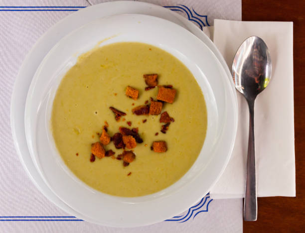 istock Top view of vegetable cream soup with croutons 1145697166