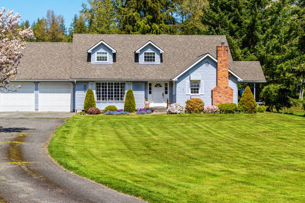 istock Modest Suburban Home Exterior 1145727457