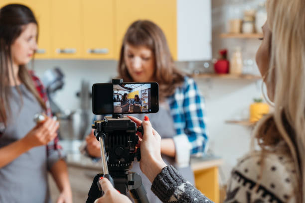 istock family culinary video blog cooking course 1145740524