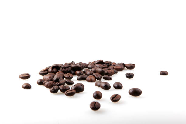 coffee beans isolated on white - breakfast close up studio shot group of objects imagens e fotografias de stock