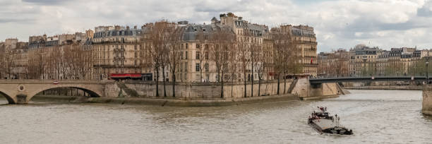 istock Paris, view of the Seine 1145880304