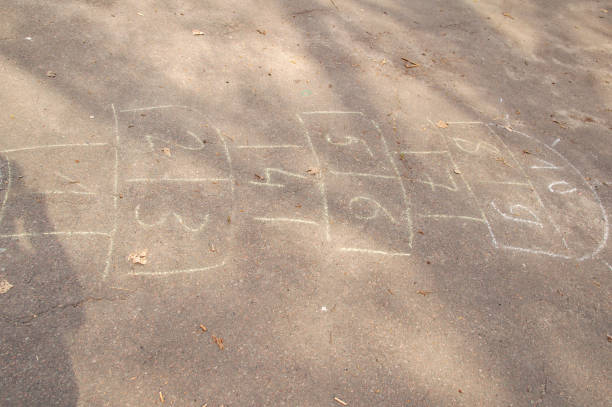 istock Children's game on the pavement - the classics 1145971265
