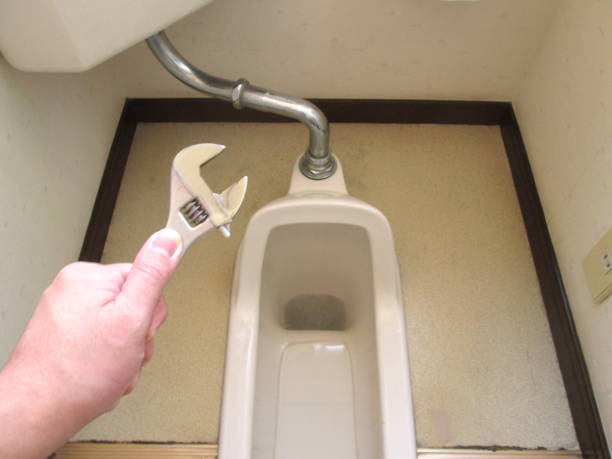 reparación del inodoro - drain sink water pipe bathroom fotografías e imágenes de stock