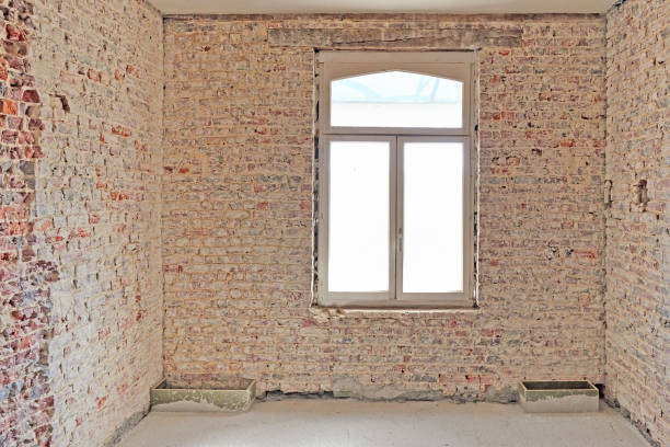 istock Naked red brick wall prepared before spreading 1146002854