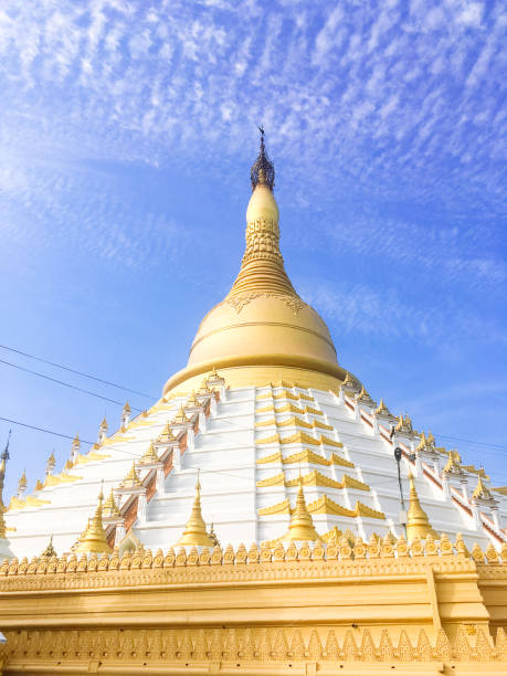 istock Mahazedi Pagoda in Bago, Myanmar 1146040852