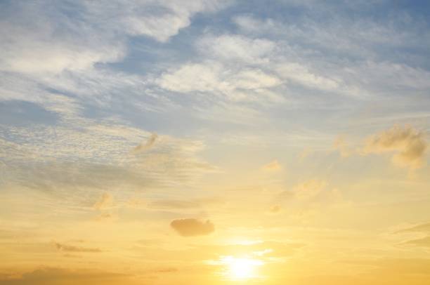 colorato del cielo al tramonto è lo sfondo della natura - 11247 foto e immagini stock