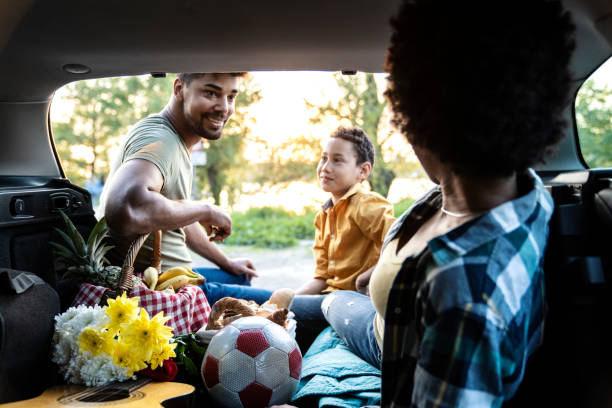 istock Weekend is a great day for a picnic 1146097536