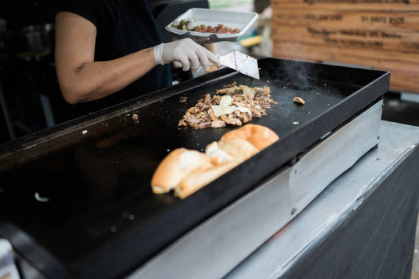 istock Preparing Street Food 1146115956