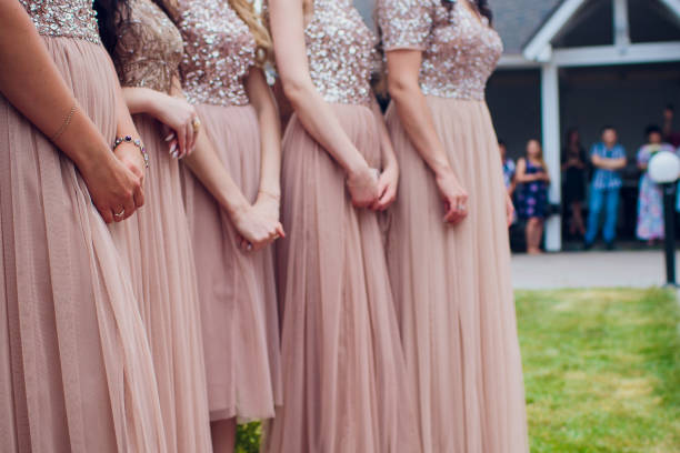 istock Glorious bridesmaids in pink dresses 1146137660