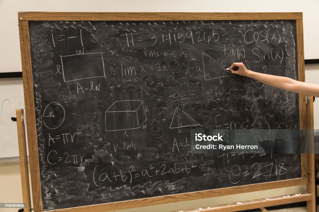 Math Question Jpg Math Formulas On Chalkboard Stock Photo - Download Image Now - 18-19 ...