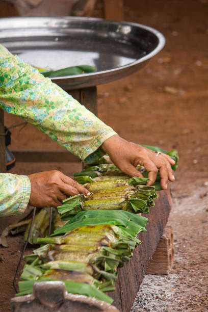 istock Sticky rice toast on the stove 1146195148