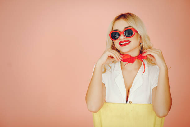 istock Stylish pin up girl 1146215068
