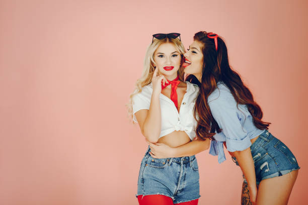 istock Stylish pin up girls 1146216281