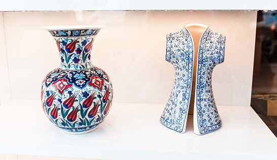 Ceramic traditional turkish souvenirs at grand bazaar, istanbul