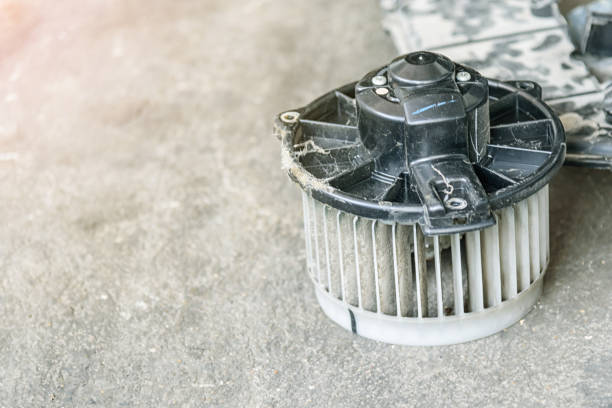 istock Replace Old and dirty Air conditioning propeller of the car 1146289828