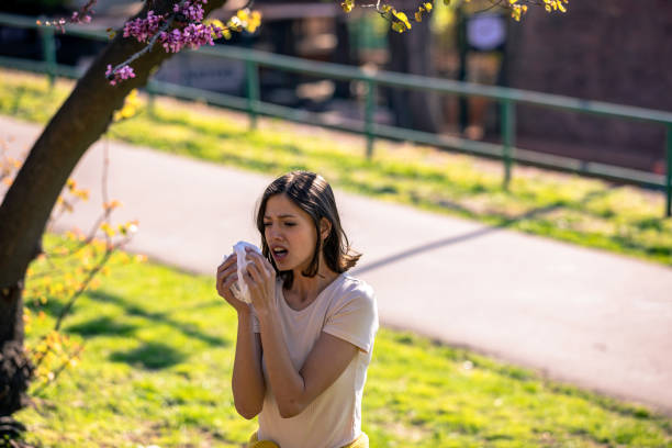 istock Attractive Woman Outdoors is Having Allergy 1146290016