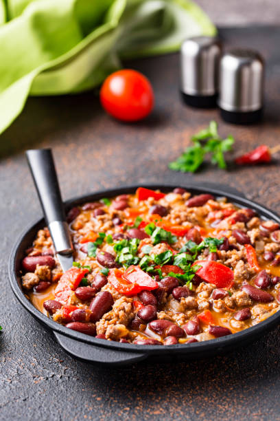 istock Traditional Mexican dish chili con carne 1146322797