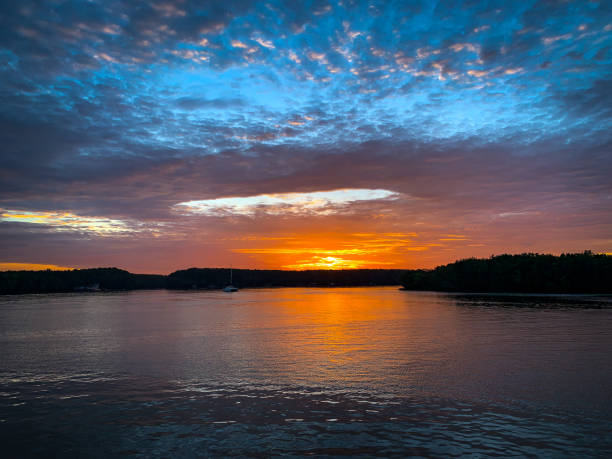 istock Sunrise in Morning 1146404827