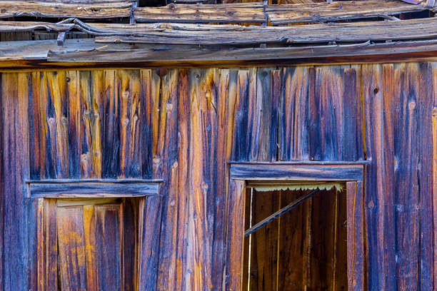 Old barn in Owens valley and the Sierra Nevada countryside in the state of California