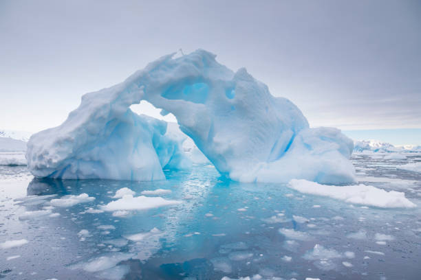istock Blue iceberg, Antarctic landscape 1146417762