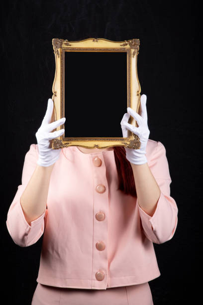 self reflection - mirror reflection mystery frame imagens e fotografias de stock