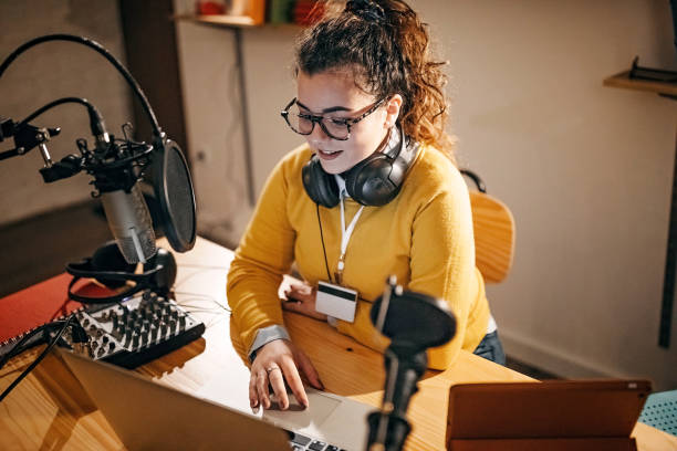 istock Introduce yourself to our listeners 1146455962