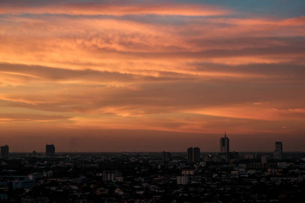 istock City atmosphere at sunset is beautiful. 1146493591