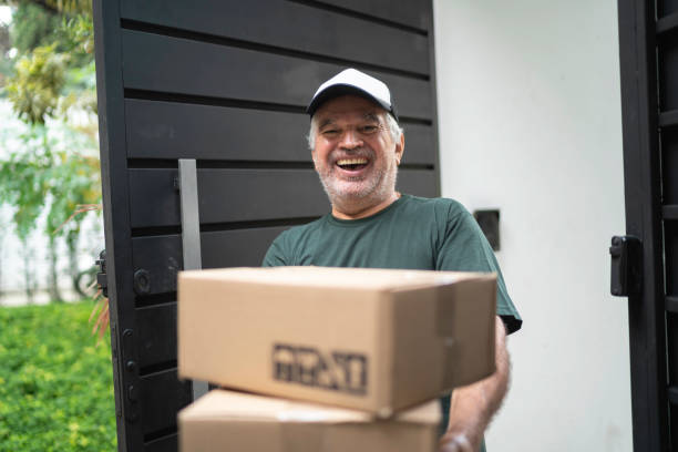 istock Portrait at delivery senior man 1146540069