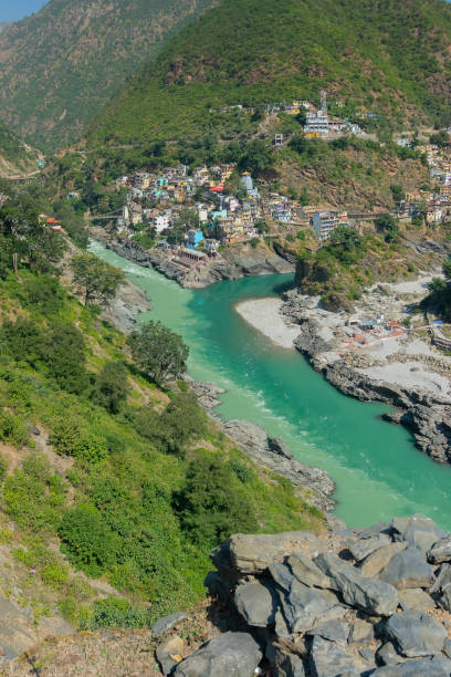 девпрайаг, уттаракханд, индия - garhwal стоковые фото и изображения