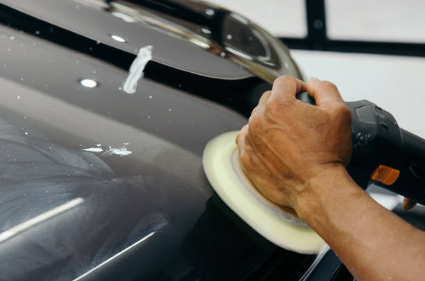 istock hands polishing cars 1146607919