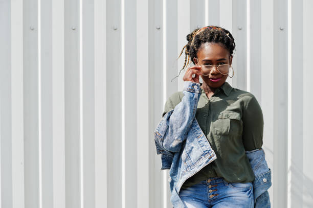 istock Stylish African woman 1146651528