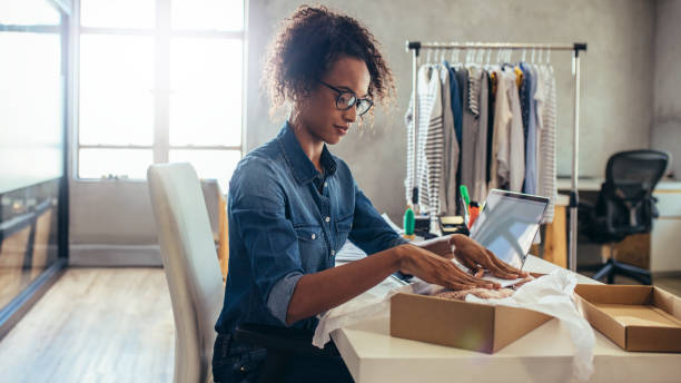 istock Seller preparing product for delivery 1146680950