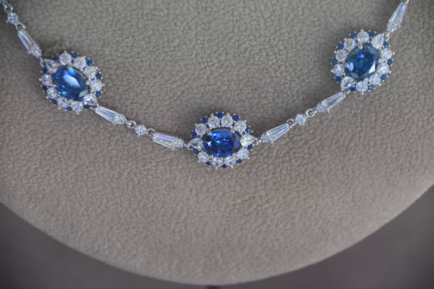 istock A diamond necklace in the store 1146714094