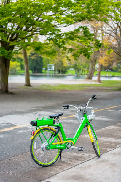 istock Electric Bike 1146743004