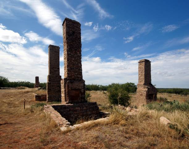 FORT PHANTOM HILL 1/6 Established in 1851 and located in Jones County just North of Abilene, Texas: Chimneys abilene texas stock pictures, royalty-free photos & images