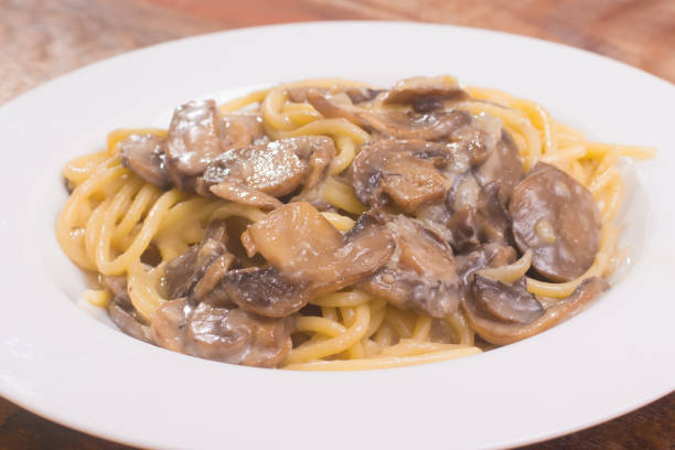 istock Spaghetti with mushrooms 1146758386