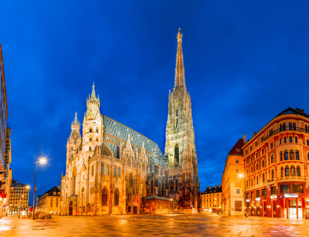 Vienna, Austria, Europe: St. Stephen's Cathedral or Stephansdom, Stephansplatz Vienna, Austria, Europe: St. Stephen's Cathedral or Stephansdom, Stephansplatz early in the morning. st. stephens cathedral vienna photos stock pictures, royalty-free photos & images