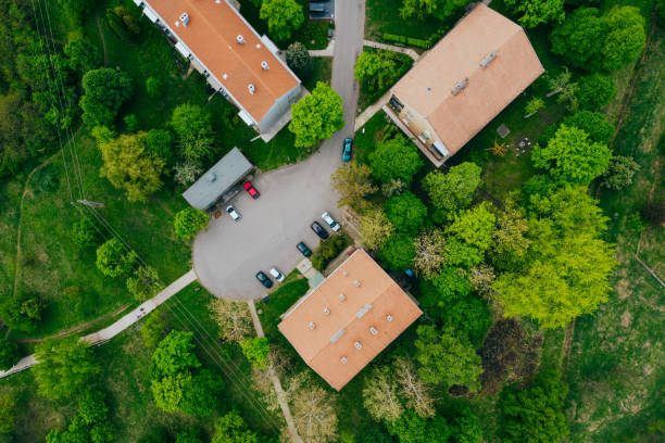 istock Flying over city area 1146771834