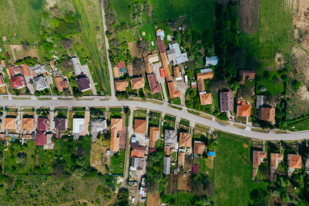 istock Flying over city area 1146771931