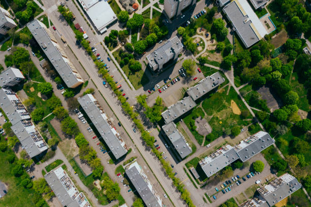 istock Flying over city area 1146771963