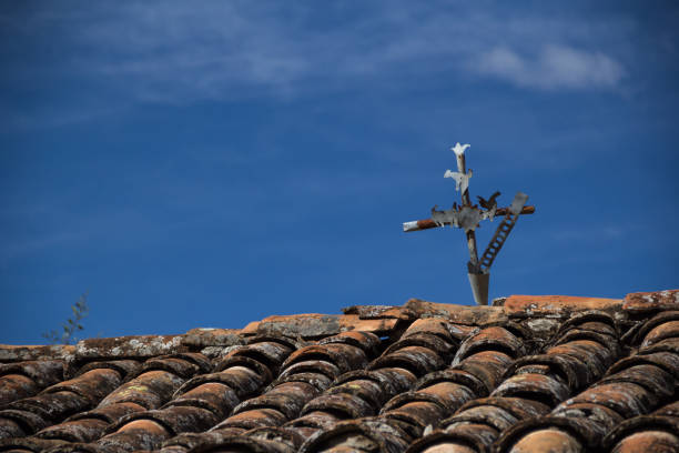 屋頂上的十字架 - ochoa 個照片及圖片檔