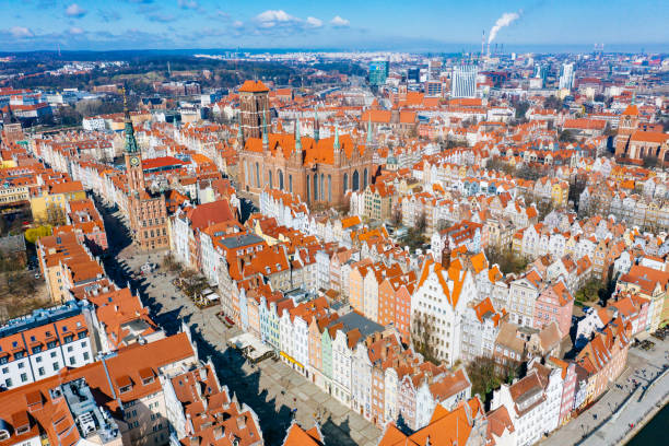istock The Old Town of Gdansk 1146858476