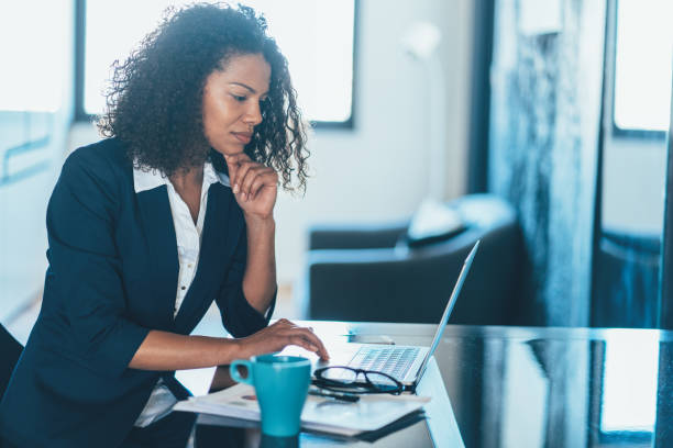 istock Businesswoman working in the office 1146858529