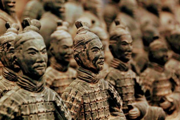 Terracotta Army in Xi'An China Sculptures of the Terracotta Warriors for sale in Xi'An China terracotta soldiers stock pictures, royalty-free photos & images