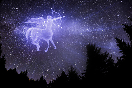 Signo del zodiaco Sagitario. Arquero Centauro dispara un arco, icono de la astrología Horóscopo, Mitología griega. Elementos de esta imagen amueblados por la NASA. photo