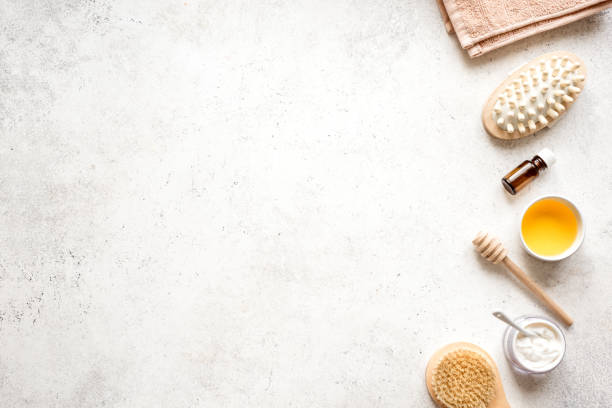 istock Spa with cream and honey 1146925198